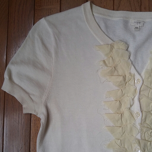 ♦3 for $15 J.Crew Ivory Cardigan Top - Picture 3 of 8